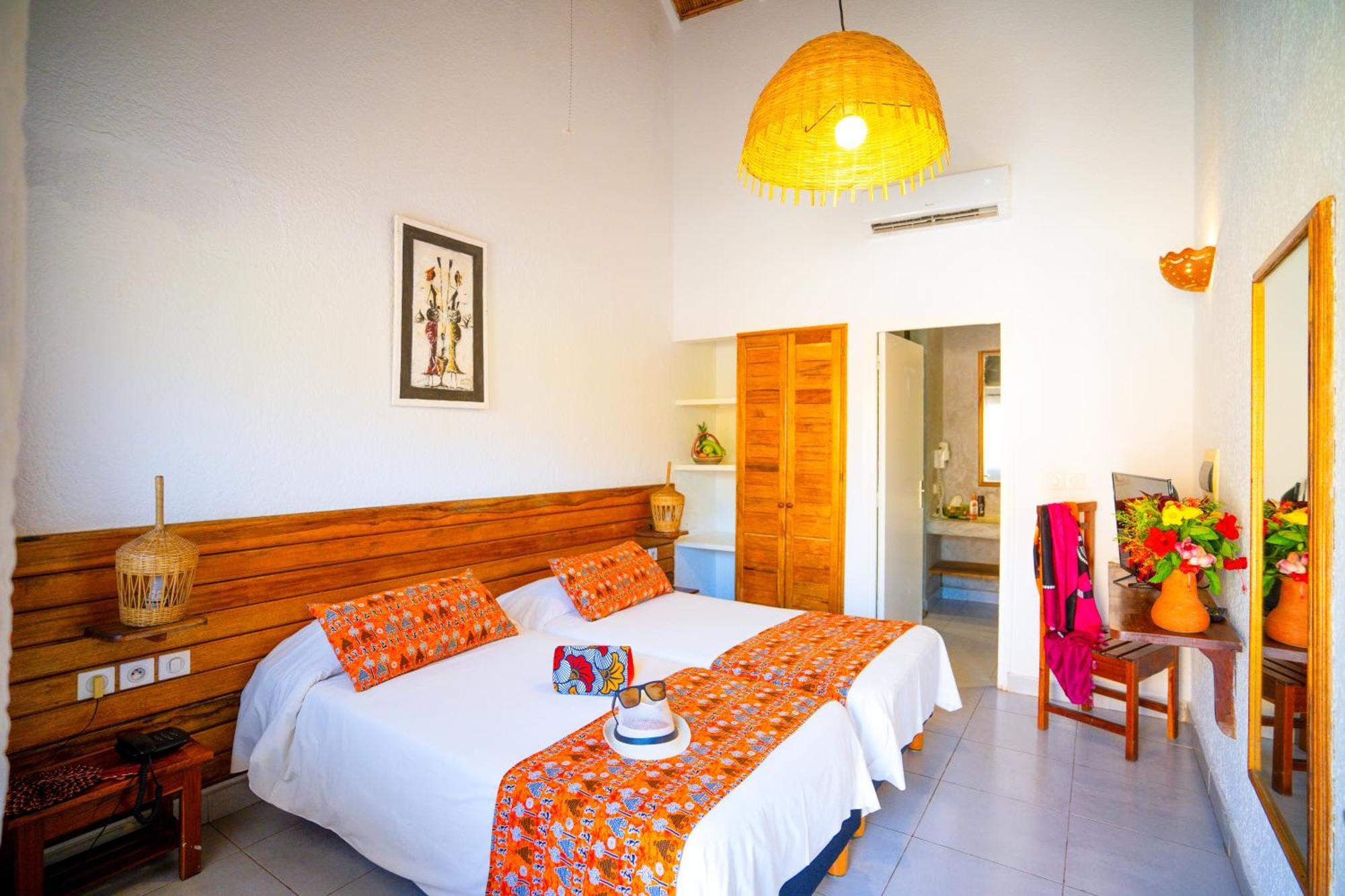 Le Saly Hotel & Hotel Club Filaos Eksteriør bilde